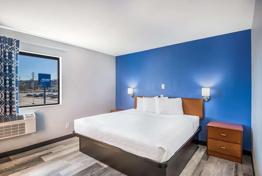Americas Best Value Inn East Peoria Zimmer foto