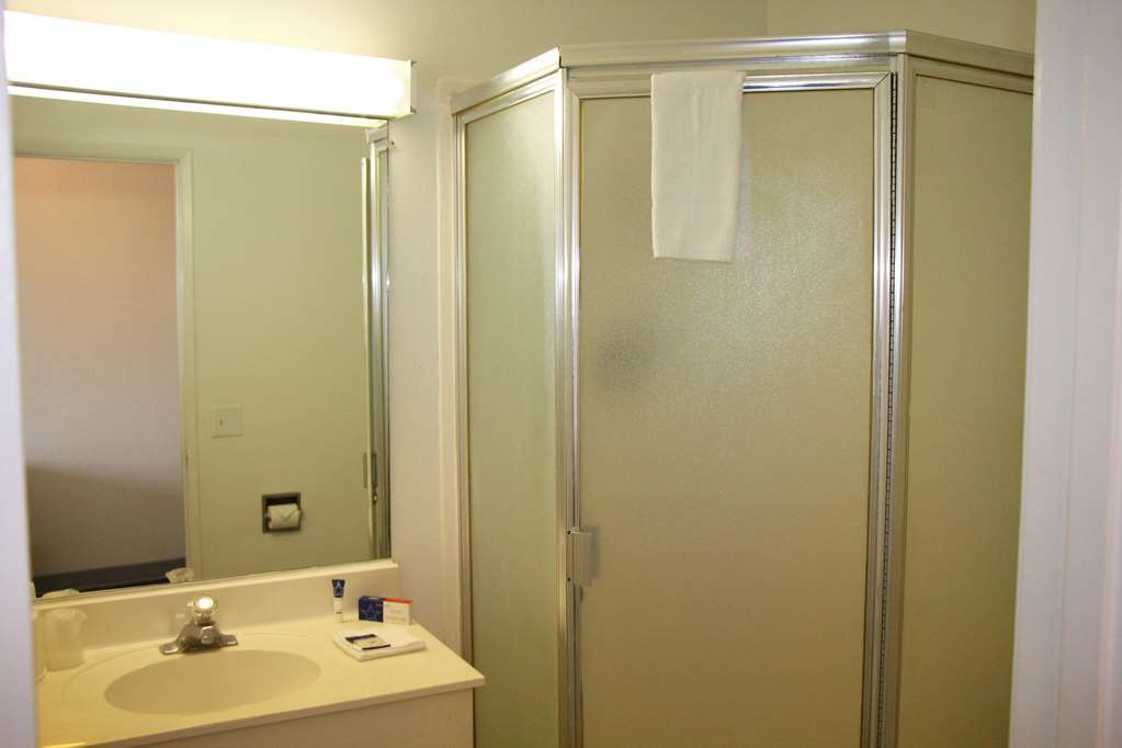 Americas Best Value Inn East Peoria Zimmer foto